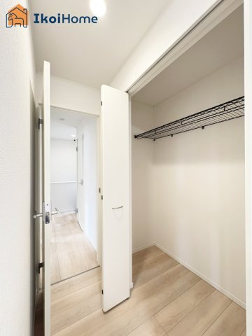 神戸市西区王塚台第6　4号棟　新築戸建の収納|【ホームページに現地動画掲載中】●年中無休：当日予約可●収納も広く、荷物が多いお子様なども安心です。