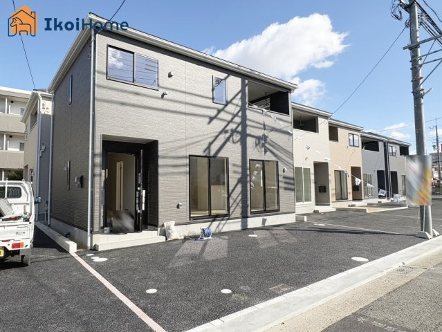 神戸市西区王塚台第6　4号棟　新築戸建の駐車場|【ホームページに現地動画掲載中】●年中無休：当日予約可●毎月５組限定！人気オプション３点１万円で取付