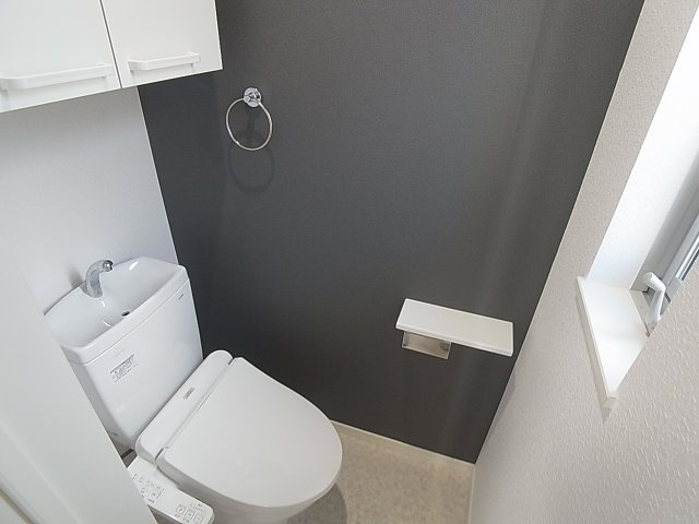 あんしん上沢駅のトイレ|温水洗浄便座付きのトイレ