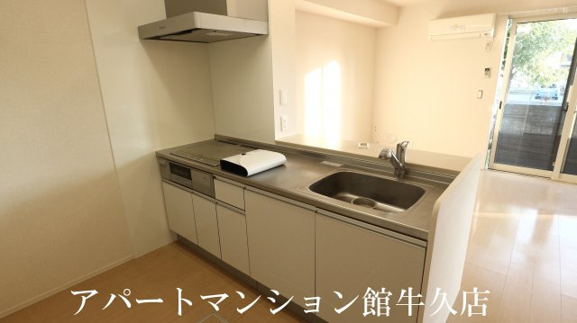 グランファミーユのキッチン|カウンターキッチン(IHｸｯｷﾝｸﾞﾋｰﾀｰ付き)