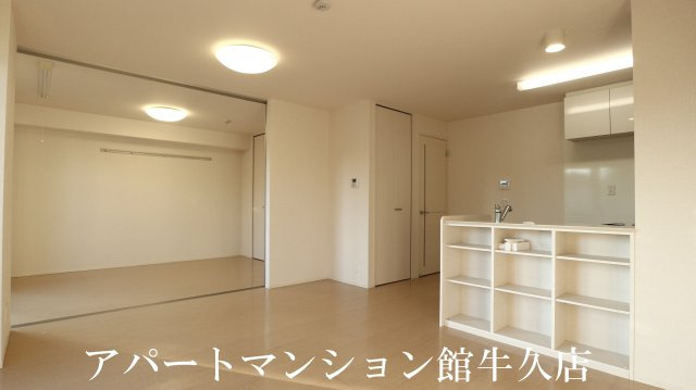 グランファミーユの居間・リビング