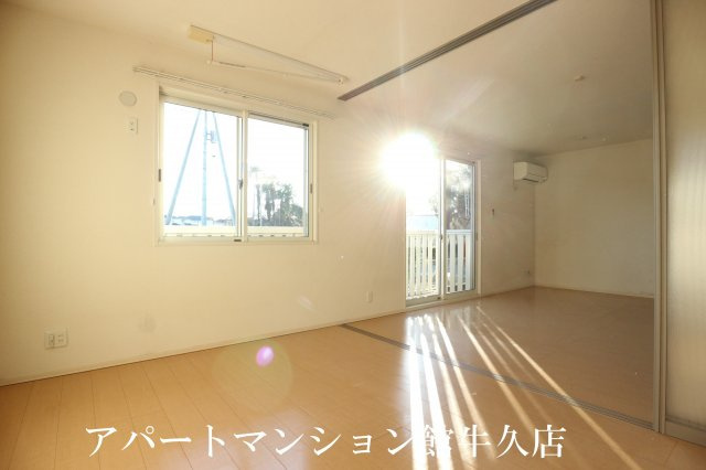 グランド メゾン Bの寝室