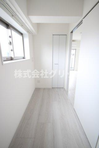リヴシティ横濱末吉町弐番館の洋室