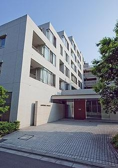 ランテンヌ四谷のエントランス|ランテンヌ四谷