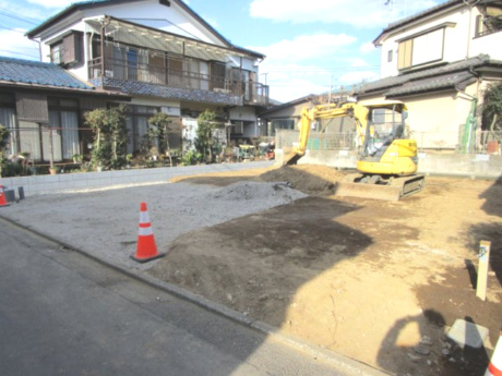 北本市西高尾８丁目　新築住宅の前面道路含む現地写真