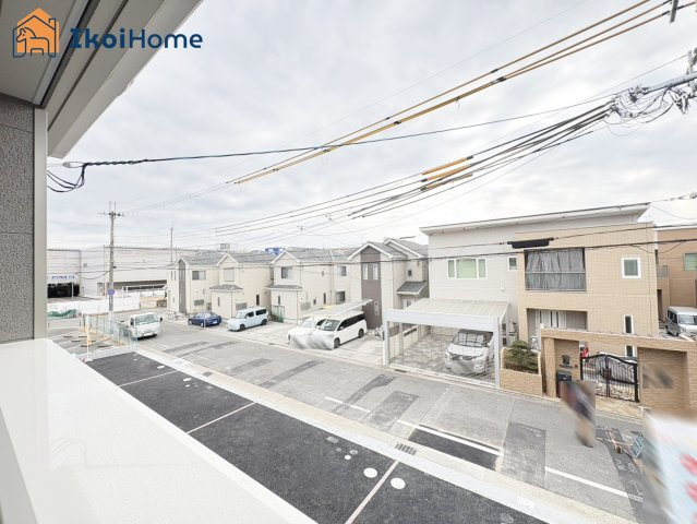 神戸市西区王塚台第6　5号棟　新築戸建の玄関|【ホームページに現地動画掲載中】●年中無休：当日予約可●周辺大きな建物ございません！陽当り良好です♪