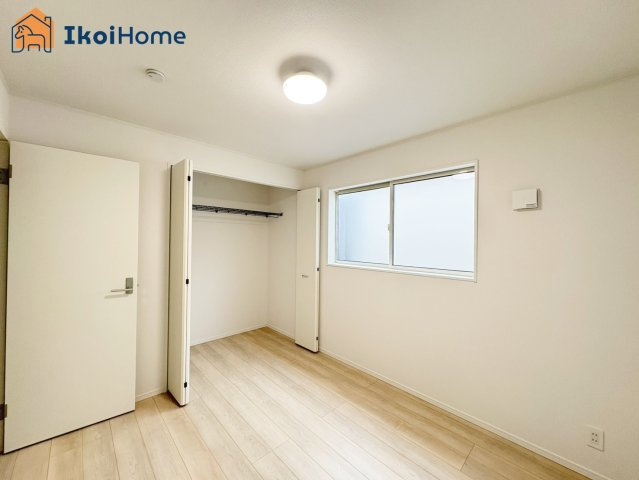 神戸市西区王塚台第6　5号棟　新築戸建の子供部屋|【ホームページに現地動画掲載中】●年中無休：当日予約可●カーテン・カーテンレール未設置。ご相談下さい