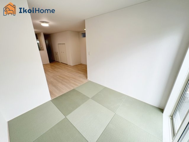 神戸市西区王塚台第6　5号棟　新築戸建の内装|【ホームページに現地動画掲載中】●年中無休：当日予約可●収納スペースも広い和室空間は非常に便利です。