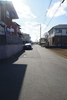 【前面道路含む現地写真】 | 【仲介手数料無料！！】日野市新町5丁目　建築条件なし売地（全1区画）1区画　4180万円