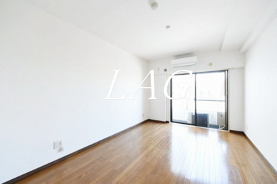 【居間・リビング】 | ロジマン武蔵小山 | 洋室のお部屋です。