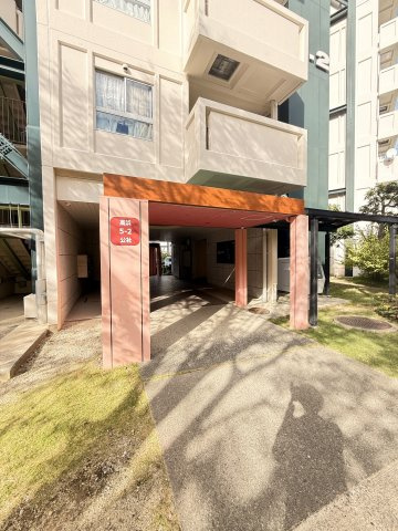 芦屋浜高層（高浜)2号棟のエントランス