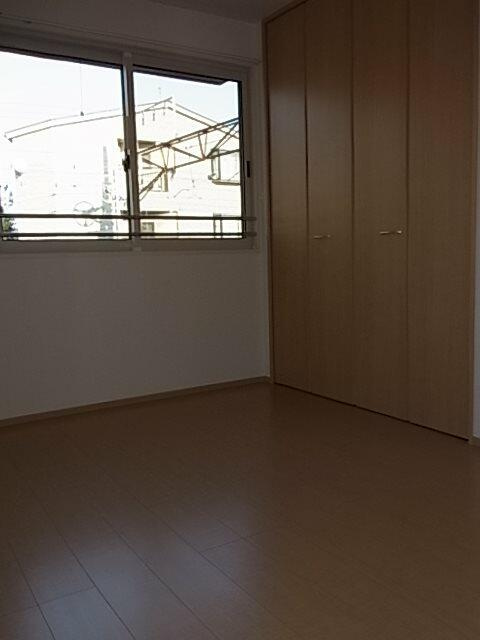 川崎市多摩区登戸の賃貸マンションの寝室