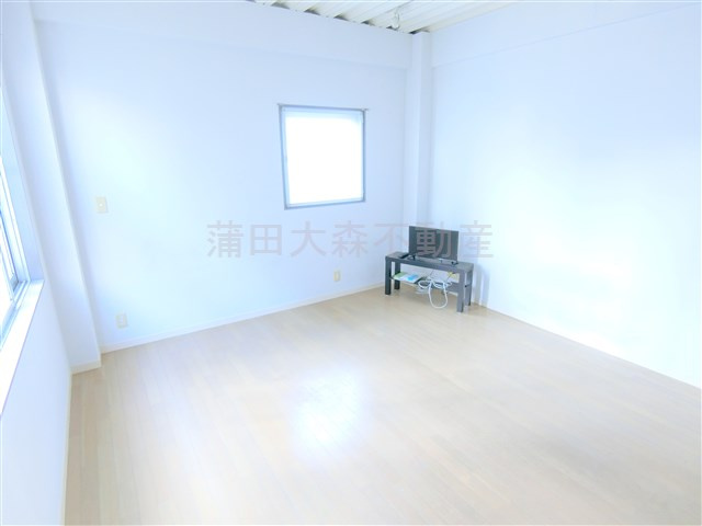 ヂオメトリーの居間・リビング