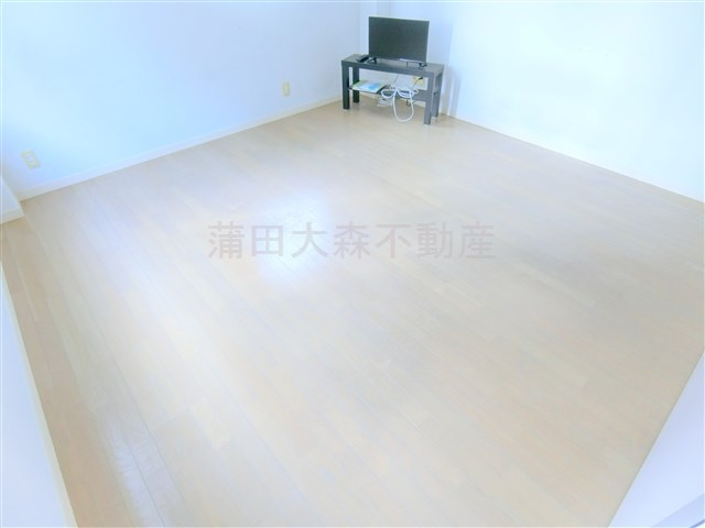 ヂオメトリーの居間・リビング