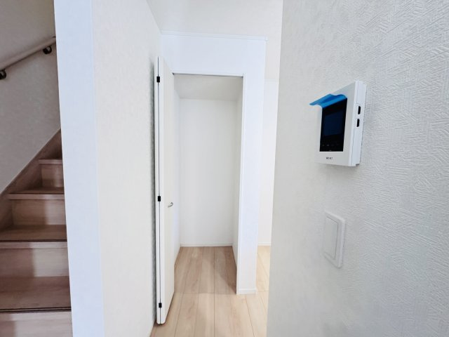 三郷市彦成１丁目新築戸建（彦成第６）の収納|キッチン横・収納スペース