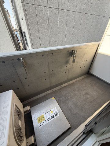 ジーイートワのバルコニー