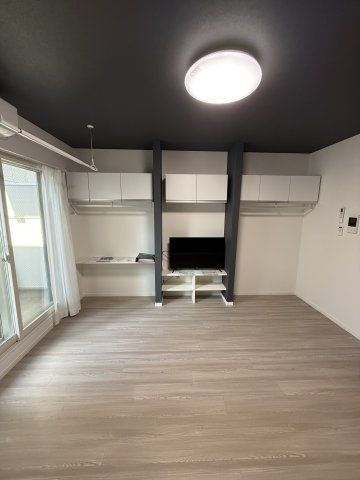 ジーイートワの洋室