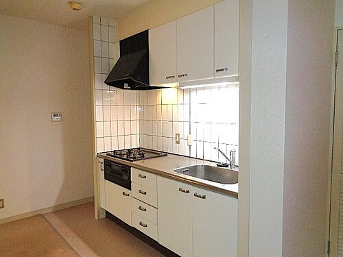 ライオンズマンション古江東のキッチン|システムキッチン　※退去後撮影