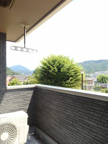 サニーブライト原野のバルコニー|陽当たり良好なバルコニーです