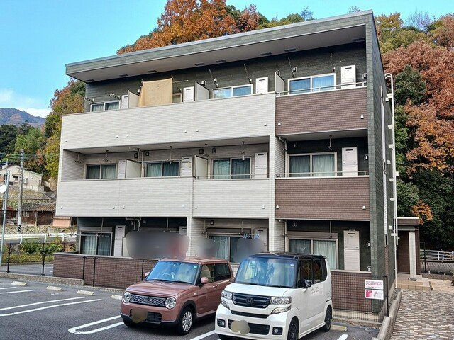 リトルナーレ伴駅前