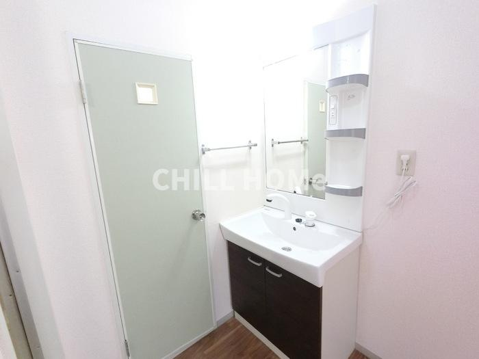 セジュール千木良　Ｂの洗面所|当社、チルホームのHPもご覧ください(^^)/物件情報多数♪