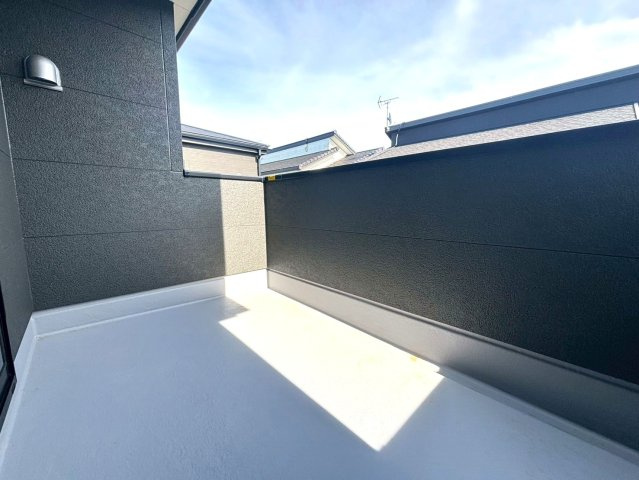 島田市旭3丁目／　新築戸建のバルコニー