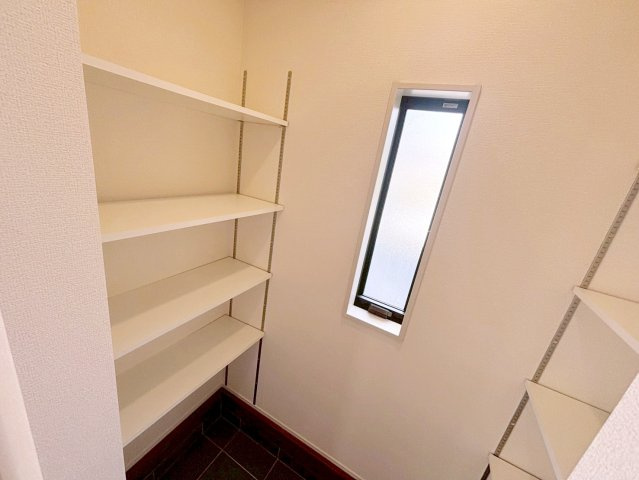 島田市旭3丁目／　新築戸建の収納