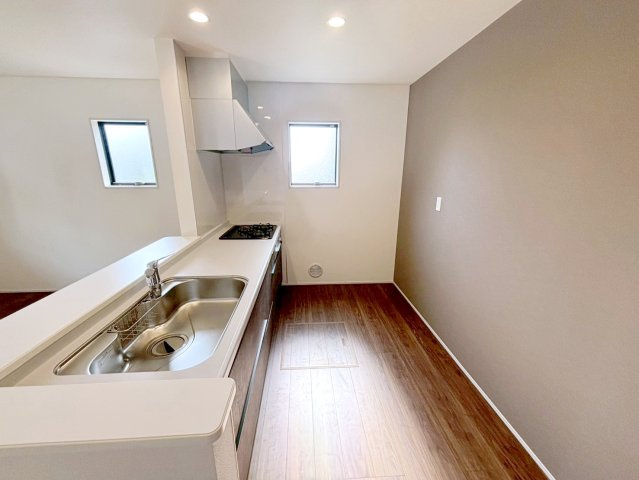 島田市旭3丁目／　新築戸建のキッチン