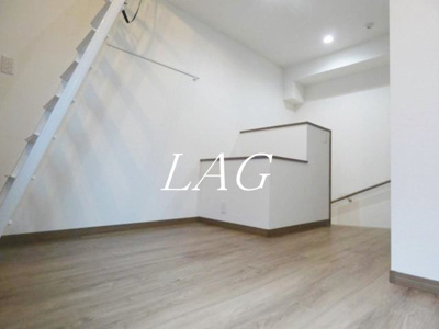 【居間・リビング】 | ベルエクラ羽田 | 洋室のお部屋です。