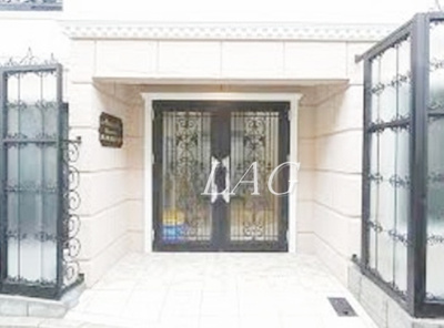 【エントランス】 | サンセリテ南麻布 | エントランスです。