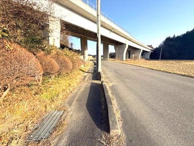 【前面道路含む現地写真】 | 田村郡小野町字小野赤沼関根前　戸建