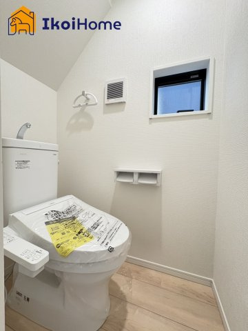 神戸市西区王塚台第6　8号棟　新築戸建のトイレ|【ホームページに現地動画掲載中】●年中無休：当日予約可●各階ウォシュレット、暖房便座が標準装備！