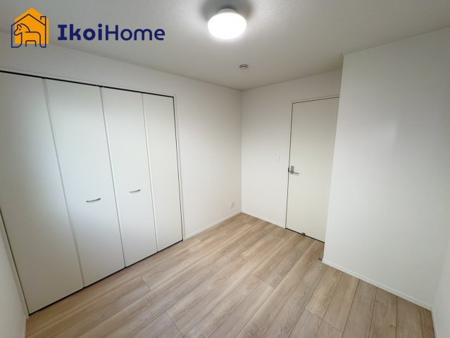 神戸市西区王塚台第6　8号棟　新築戸建の収納|【ホームページに現地動画掲載中】●年中無休：当日予約可●収納も広く、荷物が多いお子様なども安心です。