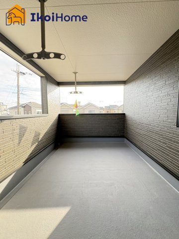 神戸市西区王塚台第6　8号棟　新築戸建のバルコニー|【ホームページに現地動画掲載中】●年中無休：当日予約可●インナーバルコニー付きで雨の日も安心です！