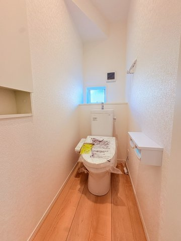 八女市蒲原新築建売のトイレ