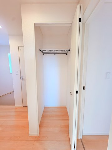 八女市蒲原新築建売の収納