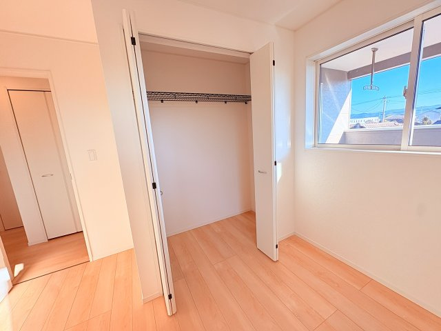 八女市蒲原新築建売の収納