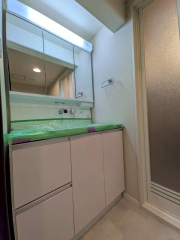 グラン・ドムール吹上の独立洗面台