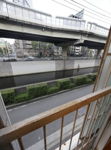 東和ビルの展望