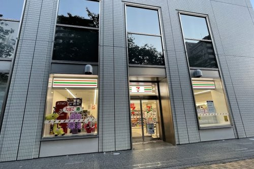 東和ビルの周辺