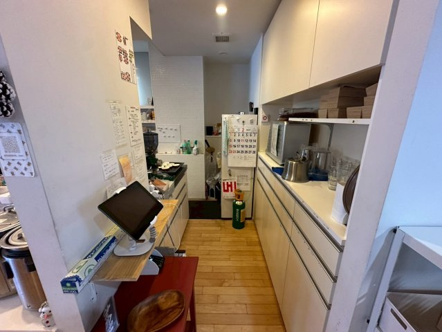 四郷町 貸店舗（メゾン・アマービレ）の内装