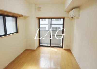 【居間・リビング】 | ルーブル日本橋 | 洋室のお部屋です。