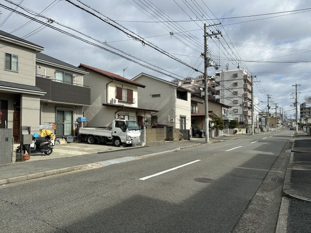 神戸市西区南別府４丁目戸建の前面道路含む現地写真