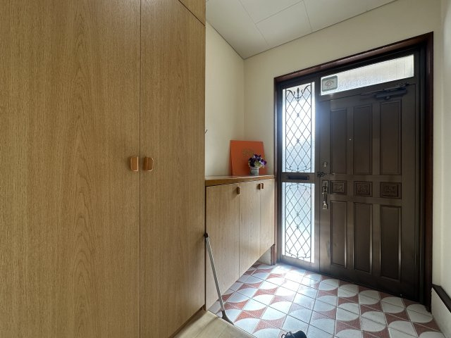 神戸市西区南別府４丁目戸建の玄関