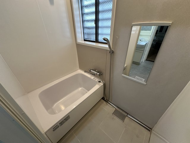 神戸市西区南別府４丁目戸建の浴室