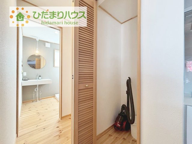 【収納】 | 取手市桜が丘3丁目　中古戸建 | 収納場所に困る掃除機や掃除用具はこちらへ！！