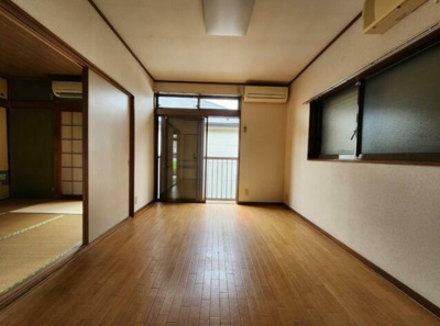 【居間・リビング】 | コーポ中村 | 参考写真