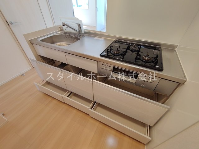 Ｃｈａｒｍａｎｔ　Cのキッチン|イメージ写真です。