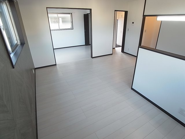 KARIN会下山の居間・リビング|開放感の有る広々したリビングダイニング