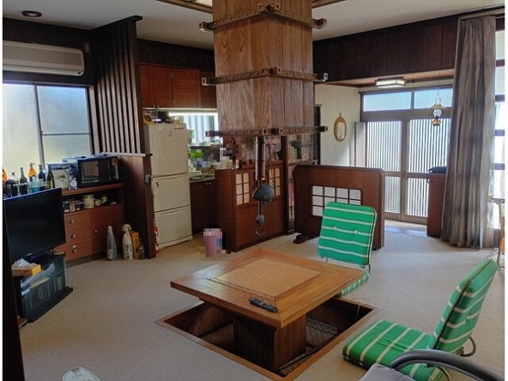 【居間・リビング】 | 大室高原別荘地　戸建